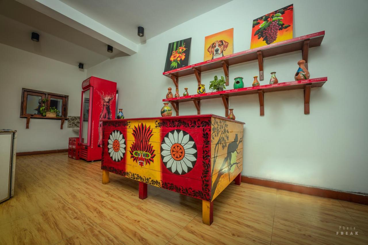 Hotel Athina & Restaurant Chilaw Εξωτερικό φωτογραφία
