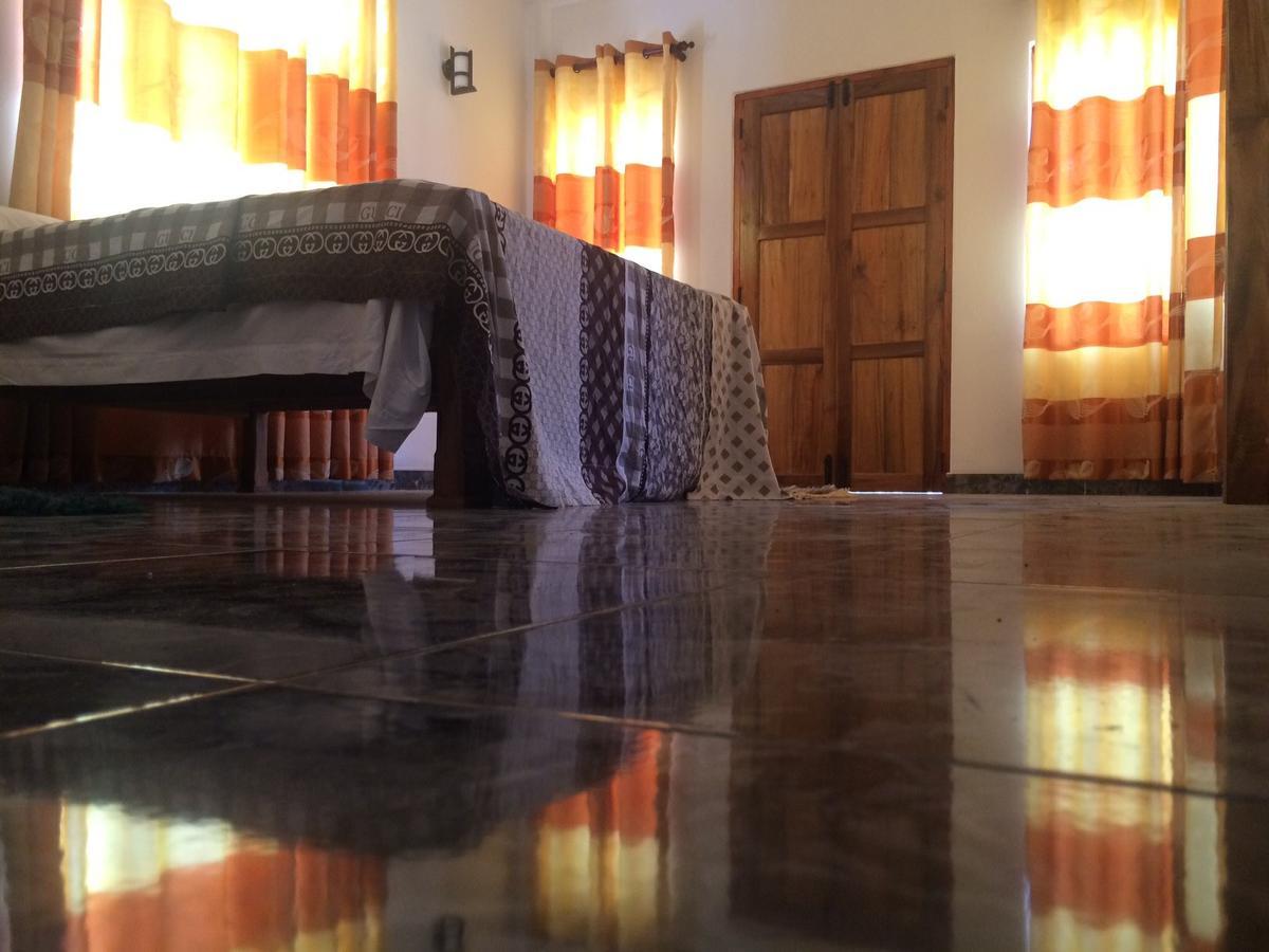Hotel Athina & Restaurant Chilaw Εξωτερικό φωτογραφία