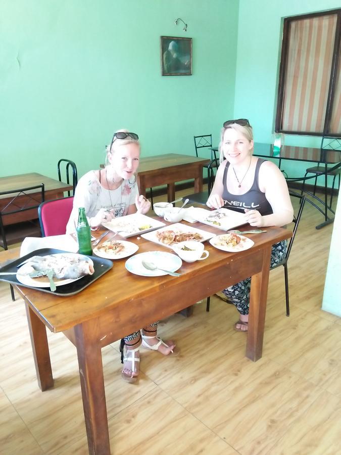 Hotel Athina & Restaurant Chilaw Εξωτερικό φωτογραφία