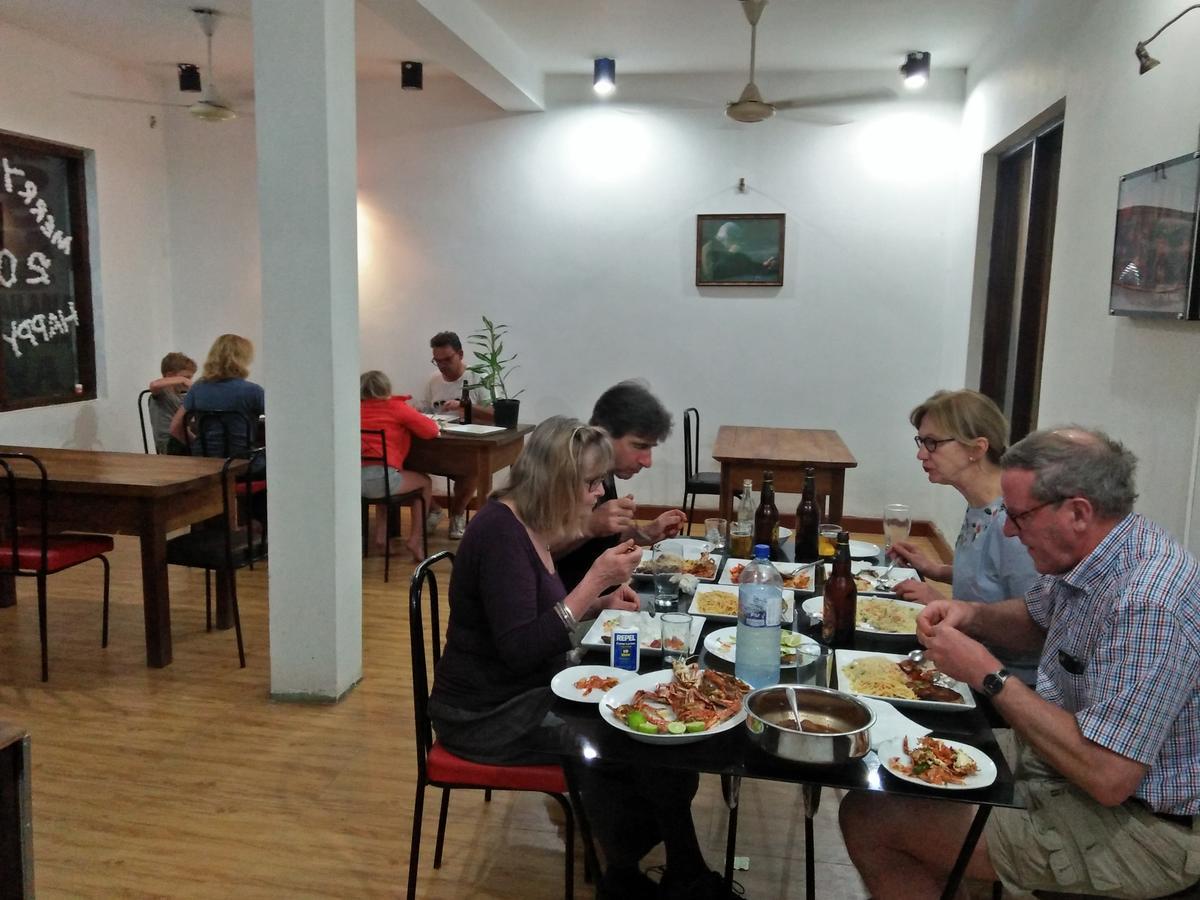 Hotel Athina & Restaurant Chilaw Εξωτερικό φωτογραφία